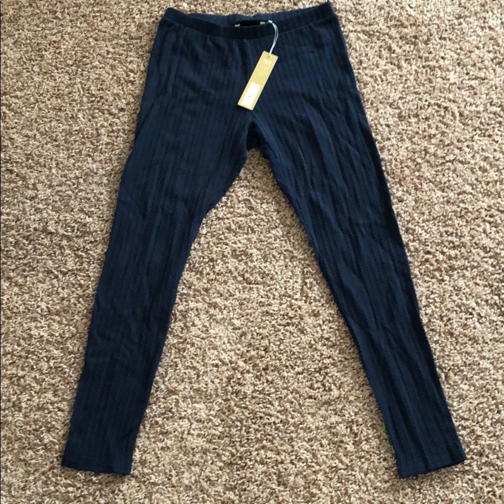 NWT Lauren Conrad navy textured leggings